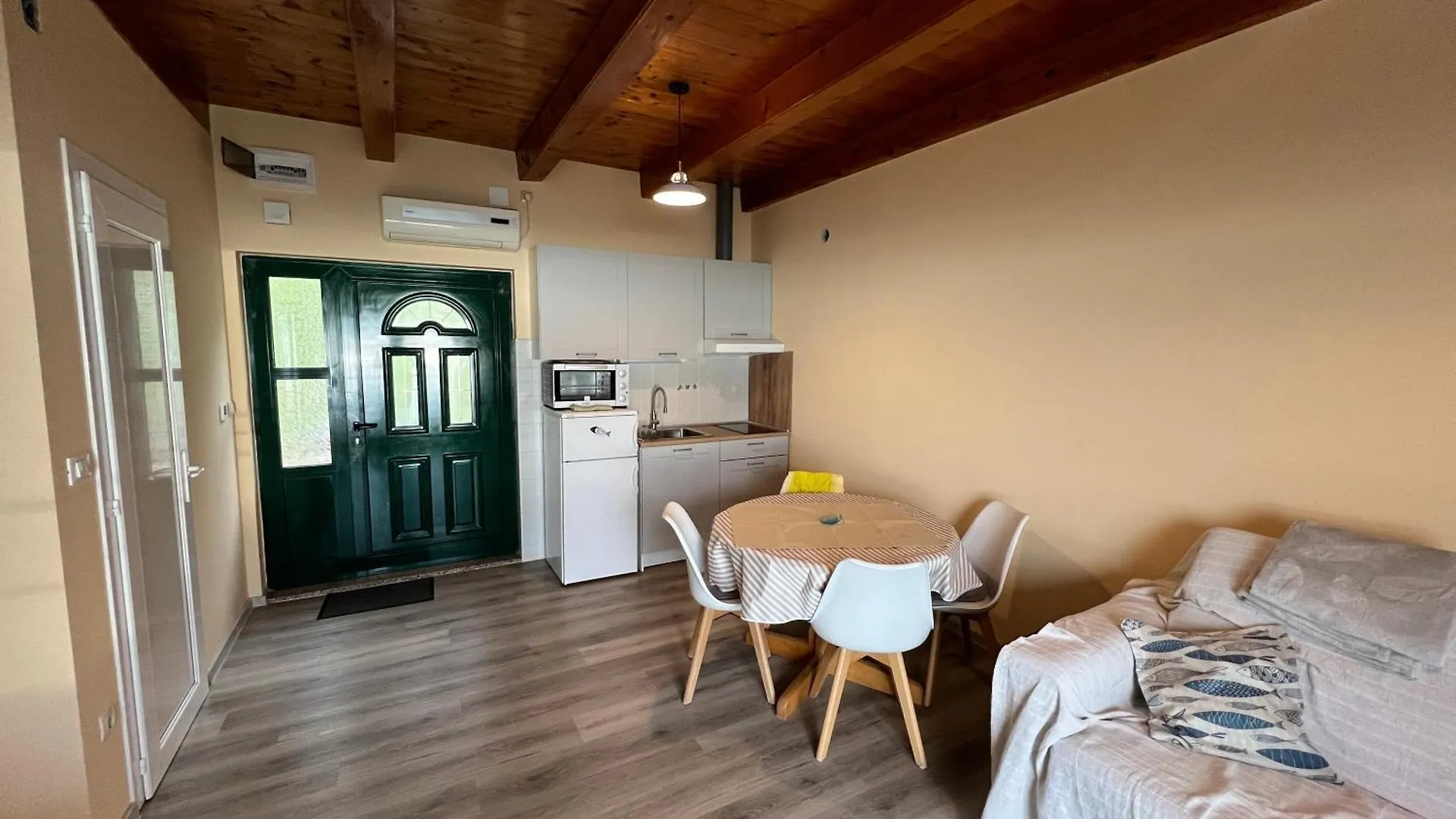 Apartmani Kozul S Predivnim Pogledom Na More Lovran 0*,  Croatia