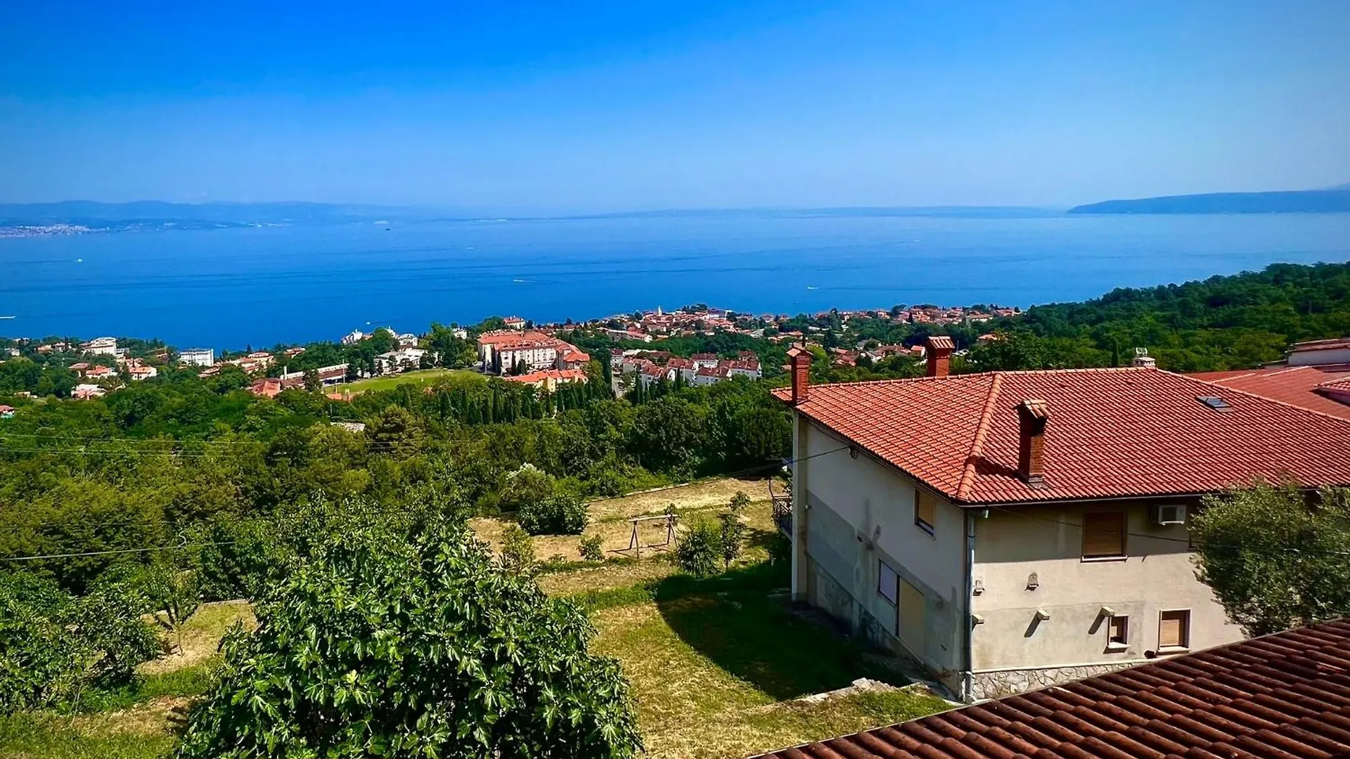 Lägenhet Apartmani Kozul S Predivnim Pogledom Na More Lovran